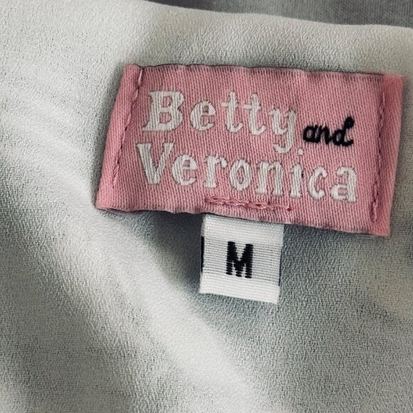 Betty & Veronica Comic Print Sleeveless Dress Size M Cotton Blend Womens Apparel - Picture 6 of 12